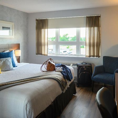 Rodd Moncton Hotel Bagian luar foto