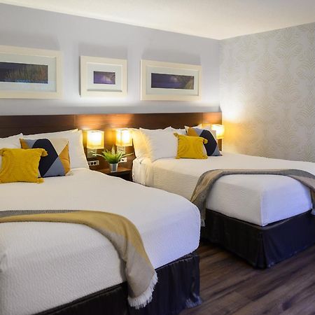 Rodd Moncton Hotel Bagian luar foto